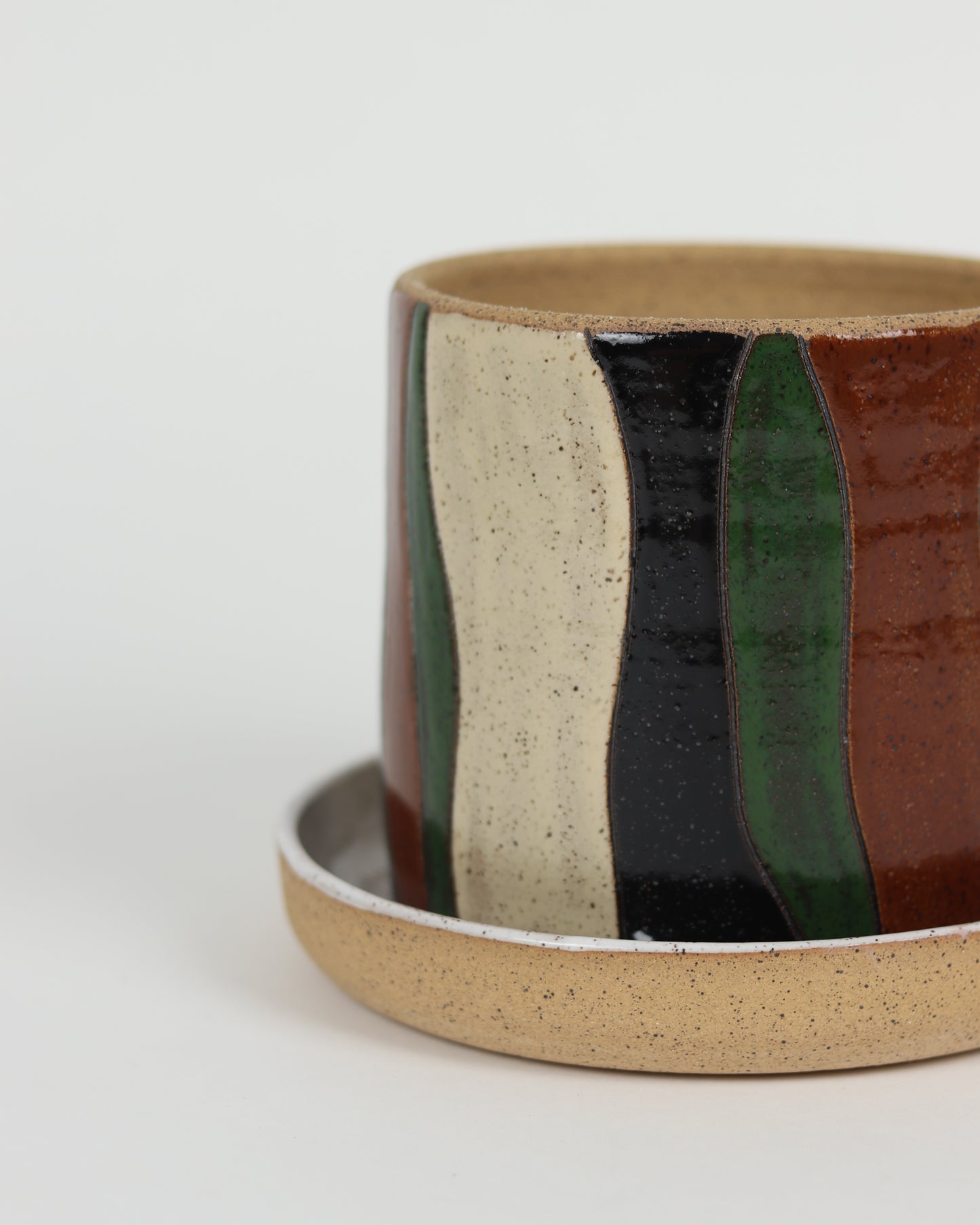 Stripe Planter with White Plate