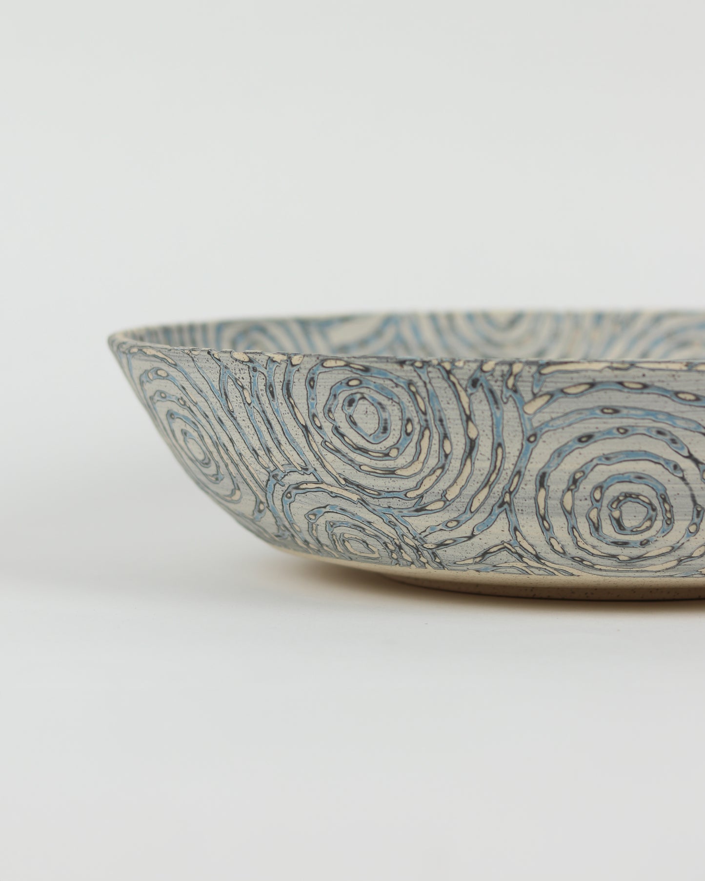 XL Bowl in Circle Pattern