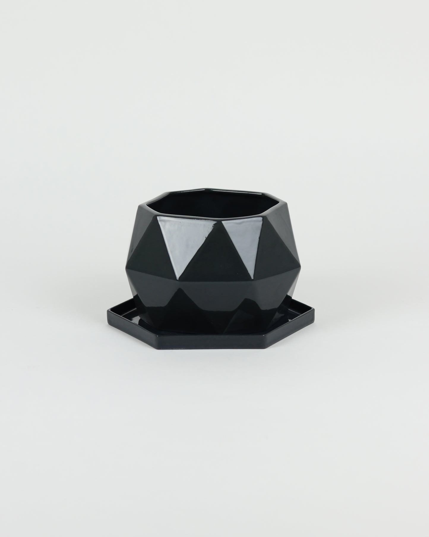 Kara Planter with Drain Plate
