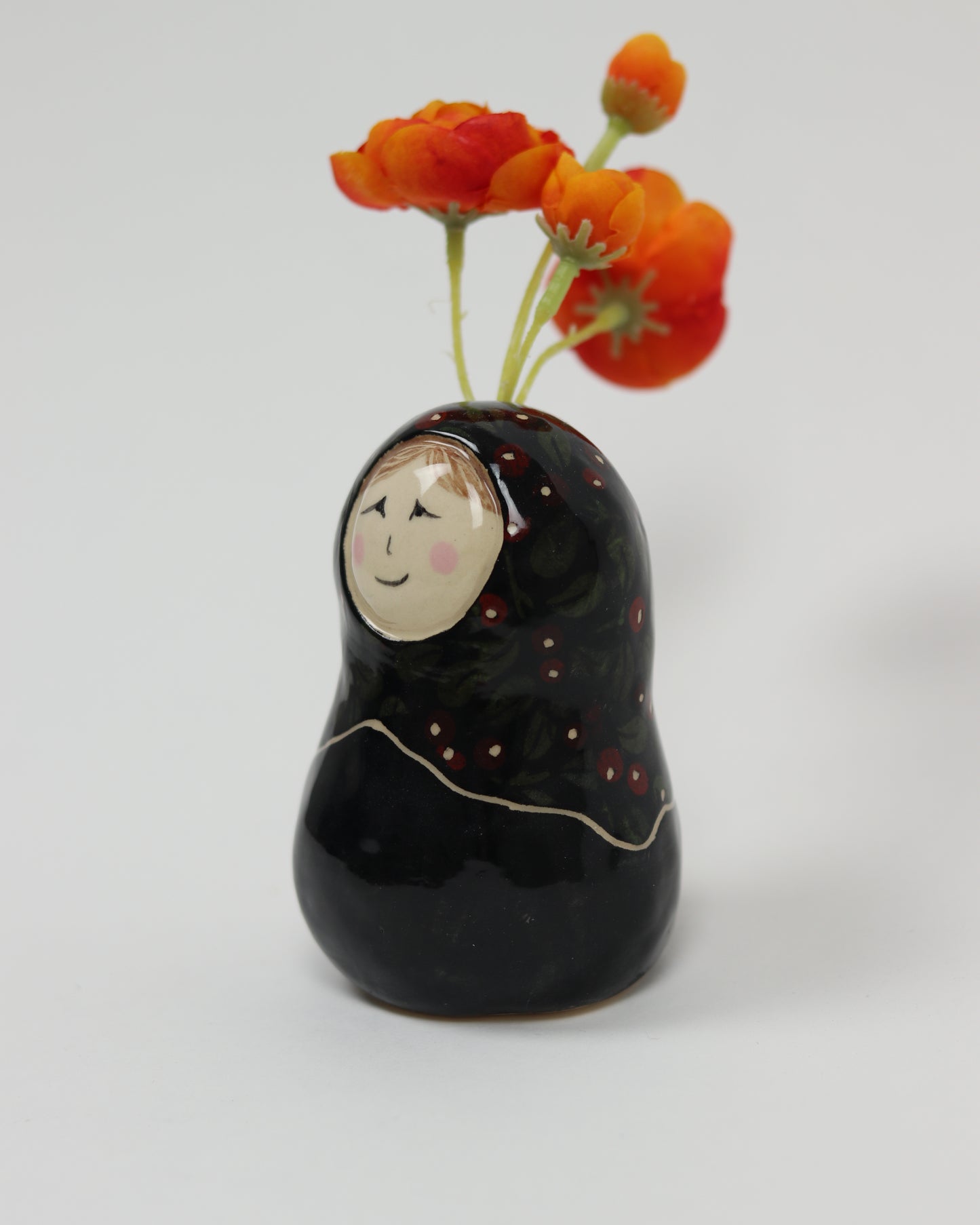 Lady Vase - Caroline