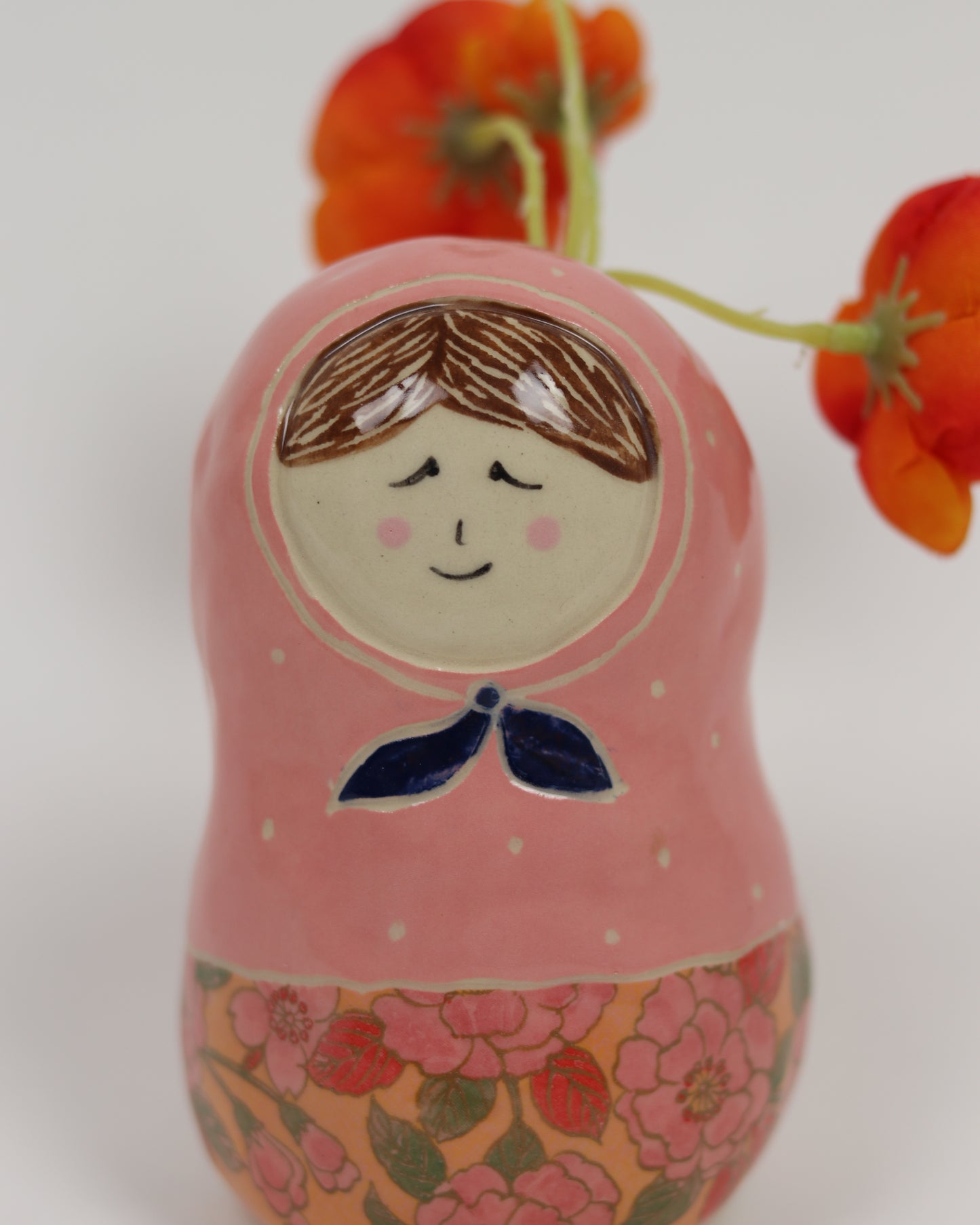 Lady Vase - Elena