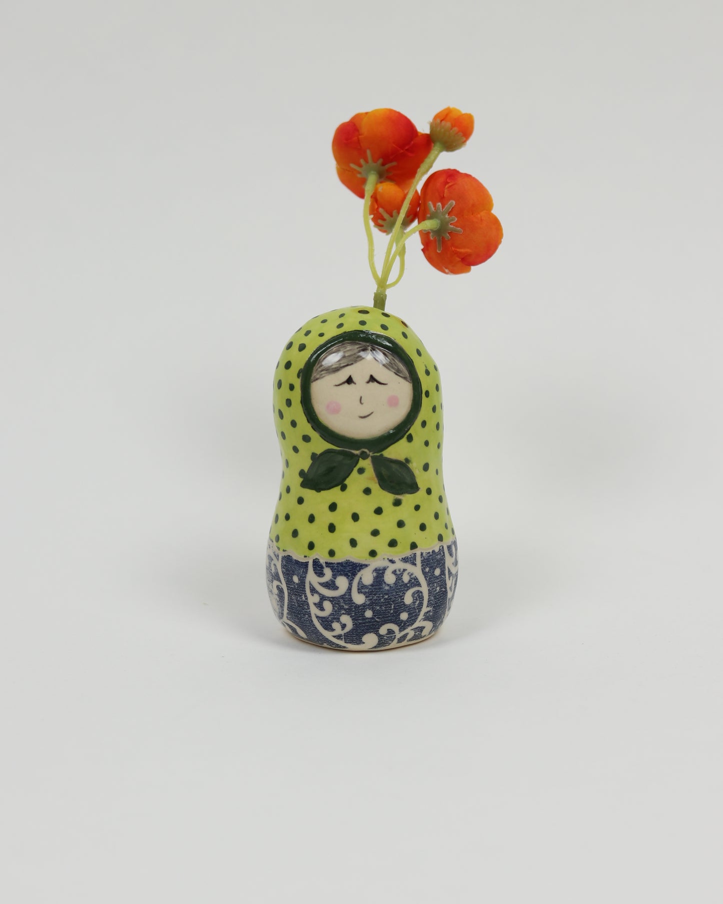 Lady Vase - Isabella