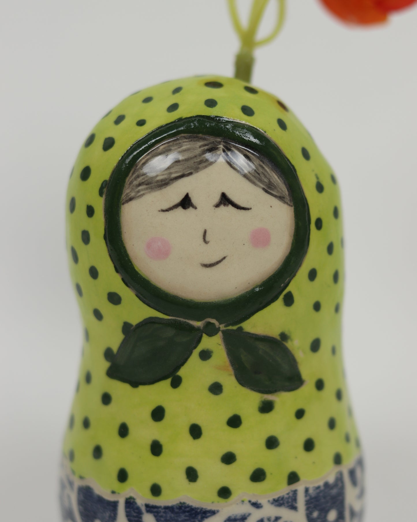 Lady Vase - Isabella
