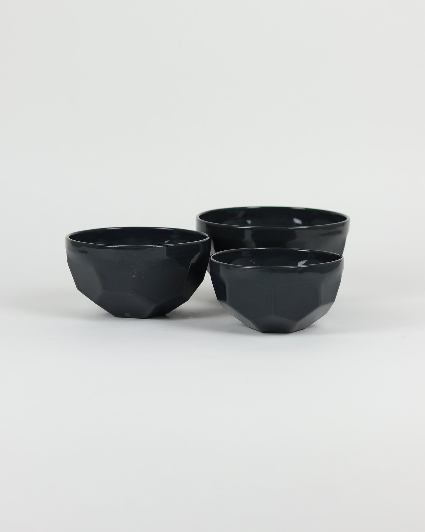 Julia Nesting Bowls (Set of 3)