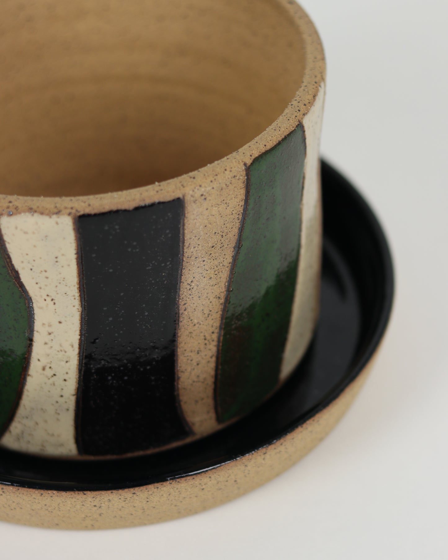 Stripe Planter with Black Plate