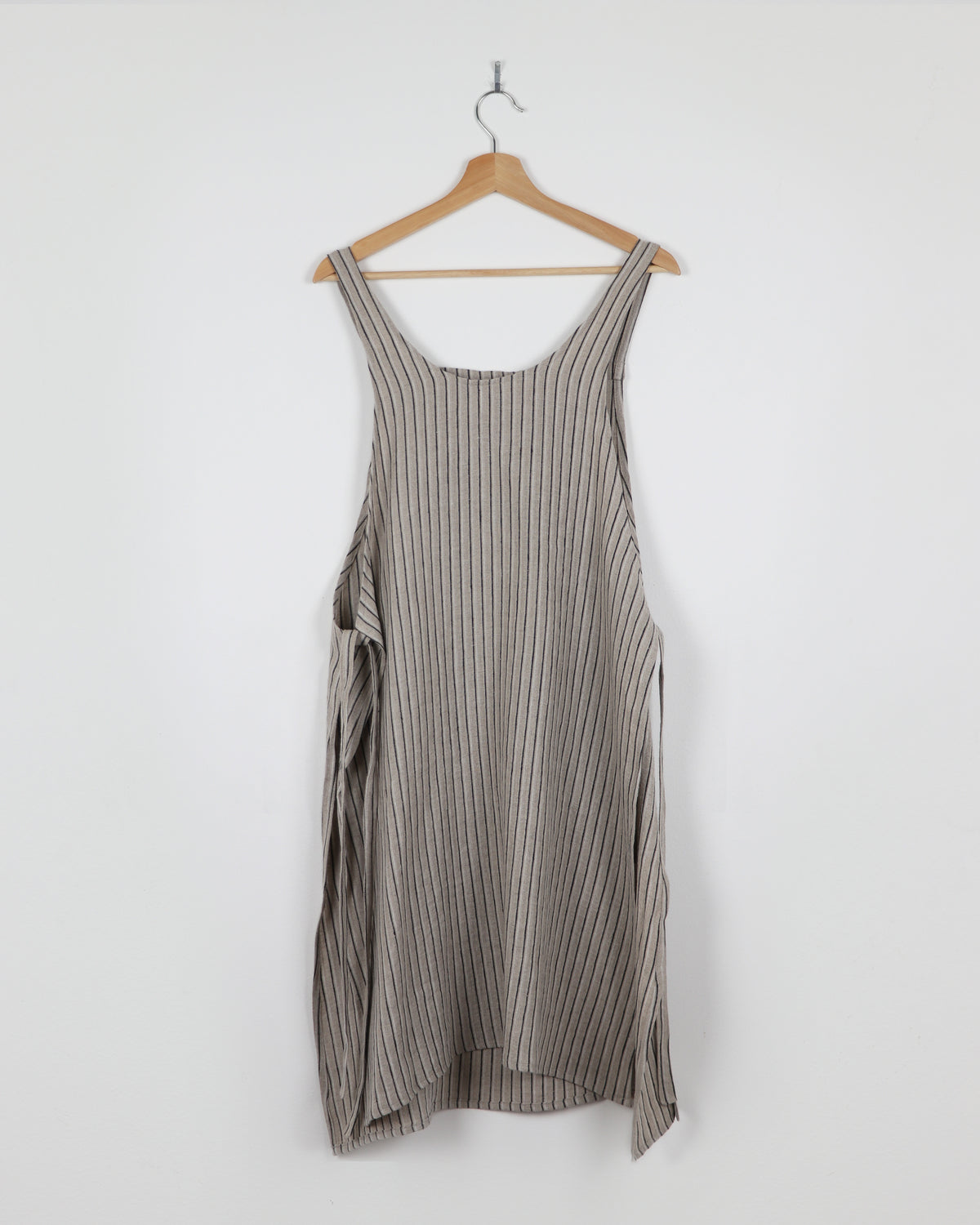 Vera Linen Apron in Natural & Black Stripe