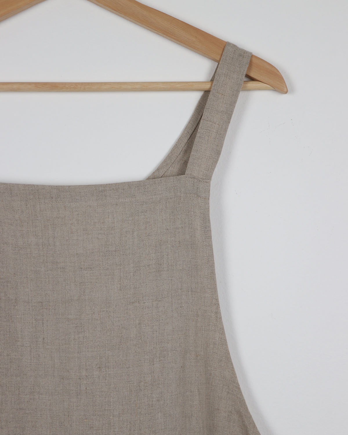 Vera Linen Apron in Natural