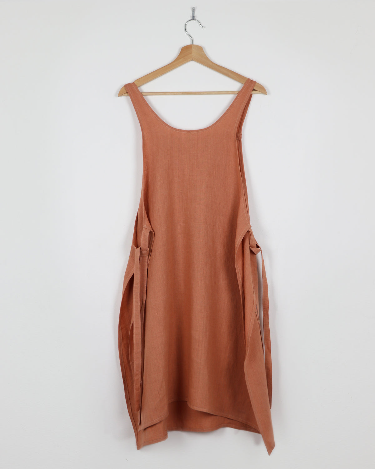 Vera Linen Apron in Terracotta