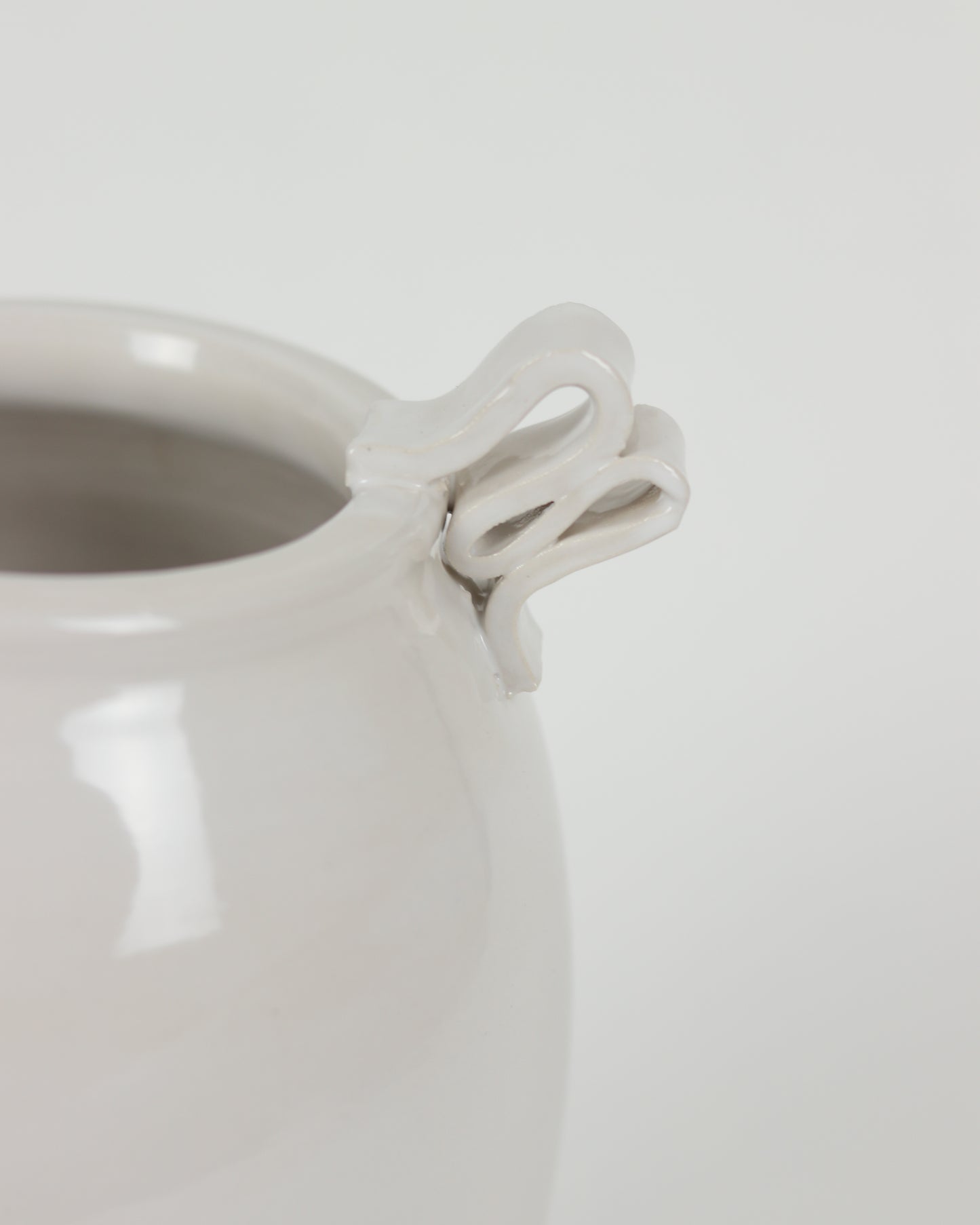 Large Ribbon Handle Vase