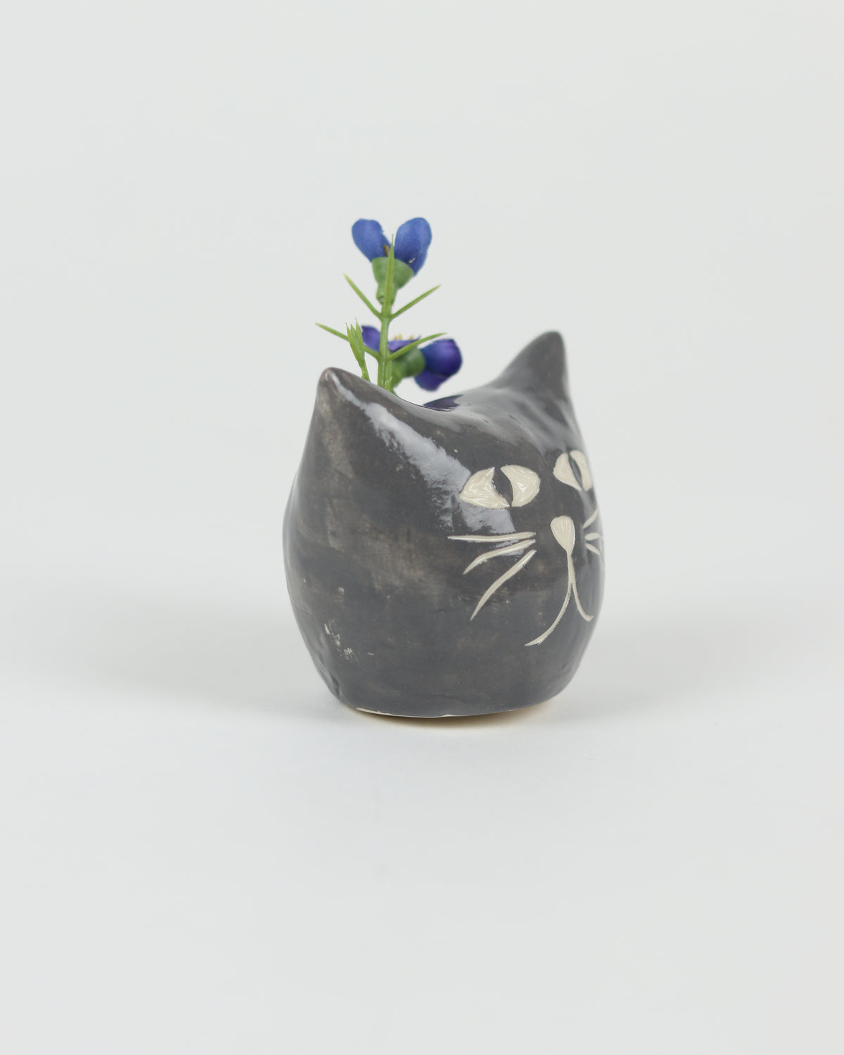 Cat Vase in Gray