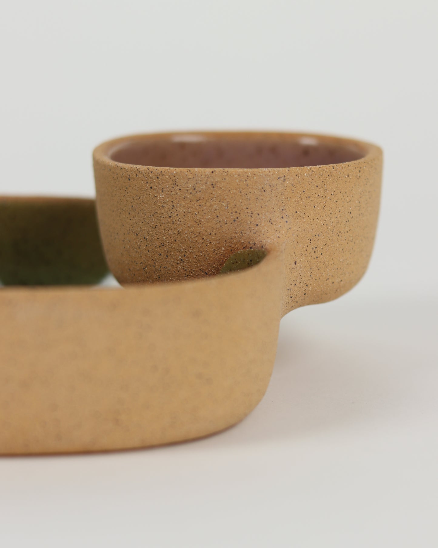 Chip 'N' Dip in Olive & Mauve