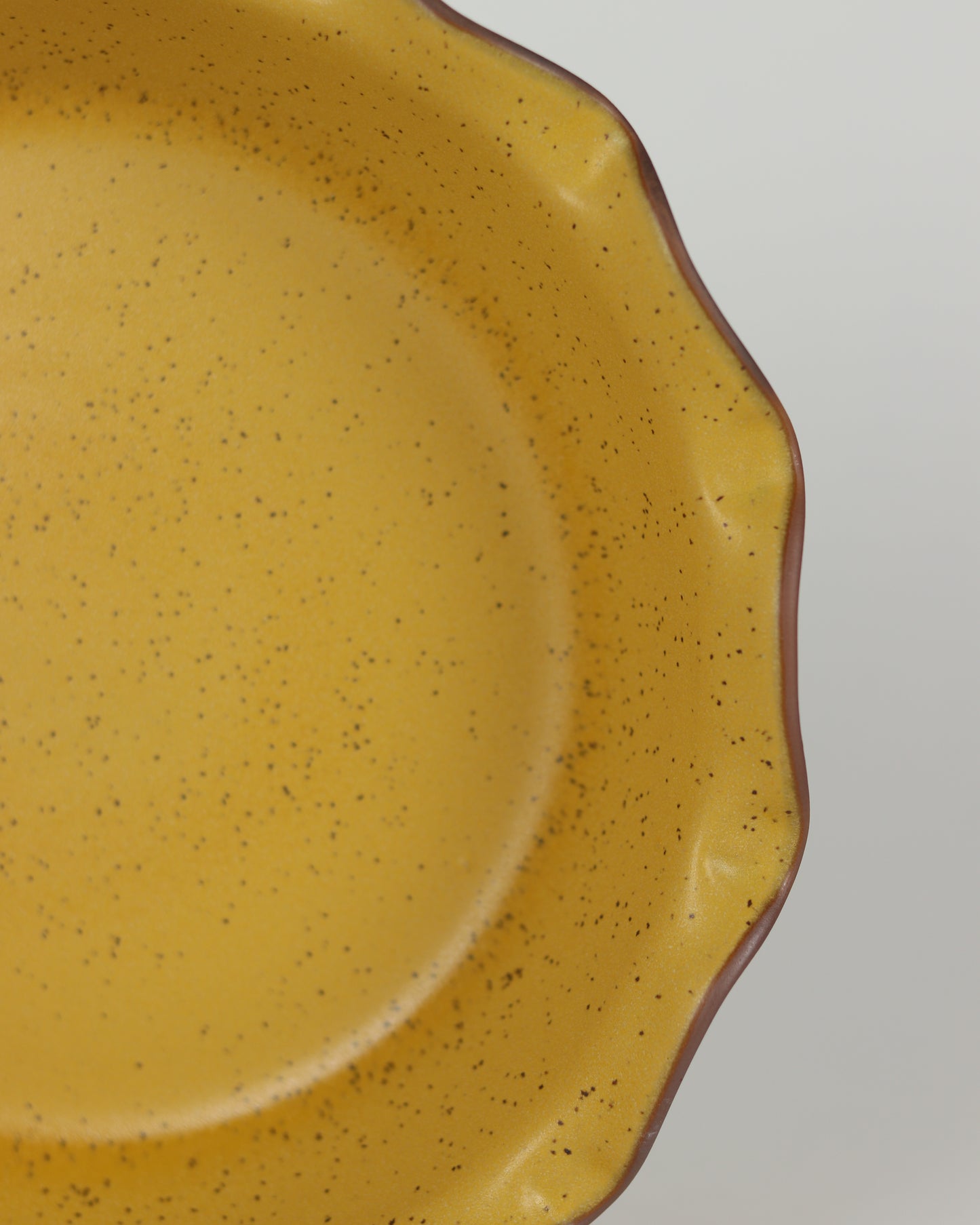 Fluted Deep Pie Dish