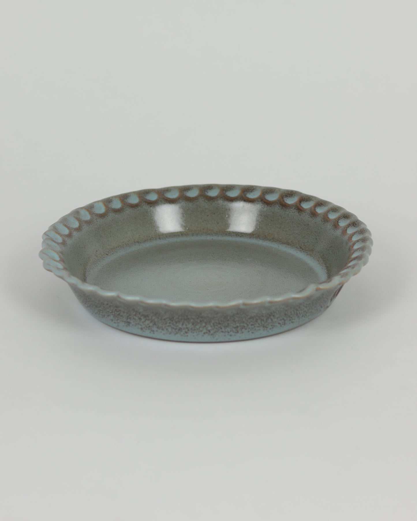 Pinched Pie Dish Standard